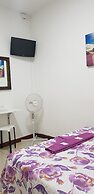 Hostal Loyola - Hostel