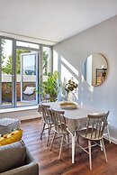 Designer City Centre Apartment