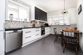 Apartment B48