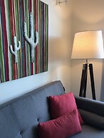 Deluxe 2bedr Apartment With Balcony