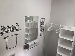 L-hotel
