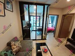 The Base Central Pattaya by Alin