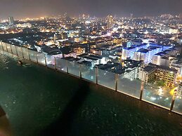 The Base Central Pattaya by Alin