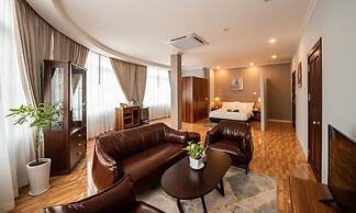 One Vientiane Hotel & Restaurant