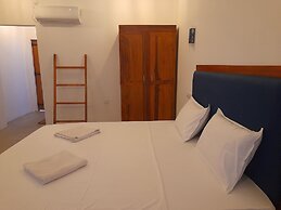 Surf Gangs Hotel