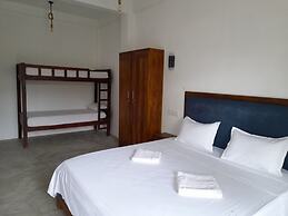 Surf Gangs Hotel