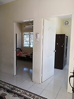 Kuala Mengalong Cottage