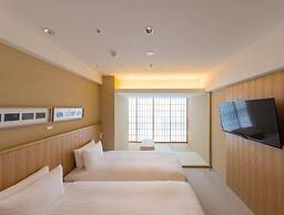 9 Hotel Hakata
