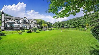 Star Sonata Pension
