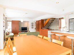 Yuuki Toride Chalet