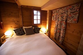 Snowball Chalet at Madarao Mountain