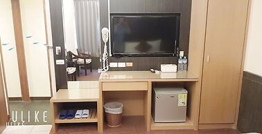 Kenting Jinjin Music Inn