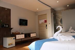 Ostro Hotel