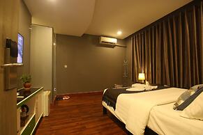 Ostro Hotel
