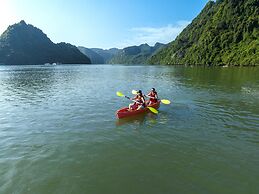 Dragon Bay Cruises