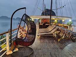 Dragon Bay Cruises