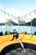 Dragon Bay Cruises