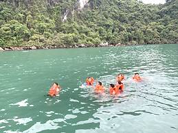 Dragon Bay Cruises