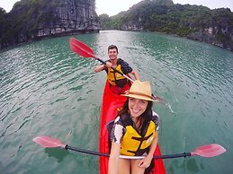 Dragon Bay Cruises
