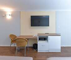 Platinum Motel