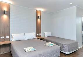 Platinum Motel