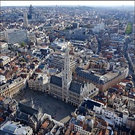 Simone En Ville