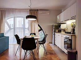 Basco Central Apartment Little Bay