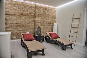 Calamar Hotel