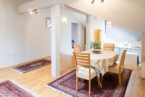 Basco Slavija Square Apartment