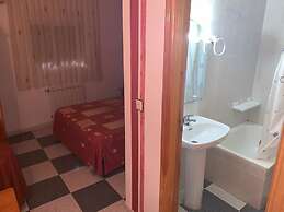 Hostel Restaurant Leyvamar