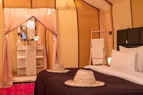 Erg Chebbi Camp