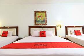 RedDoorz near Klaten Train Station