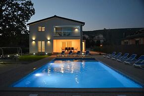 Villa Maria