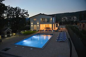 Villa Maria