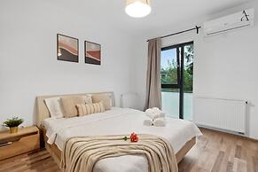 Maia Apartments