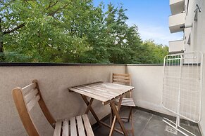 Maia Apartments