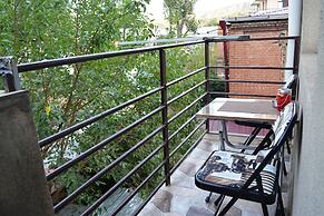 Apartment on Kotetishvili 3 apt 3