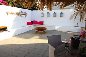 Aloha Beach House H