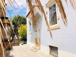 Aloha Beach House H