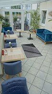 Hotel Opal