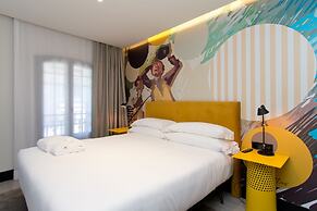 Amor de Dios 17 Luxury Suites