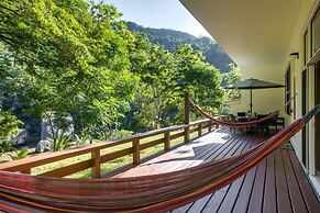 Black Rock Lodge