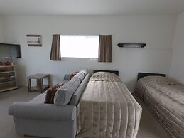Castle Court Motel