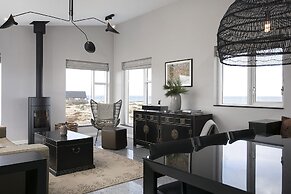 Cabin by the Sea