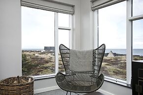 Cabin by the Sea