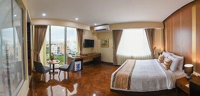 New Wave Hotel