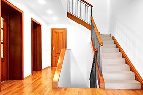 Guest House Home - Hostel