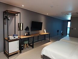 Tongyeong Bridge Hotel