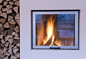 Chalet Altesse Serviced Apartments