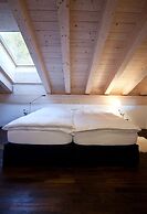Chalet Altesse Serviced Apartments